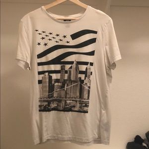 Men’s graphic T shirt